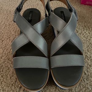 Reflector sandals size 9